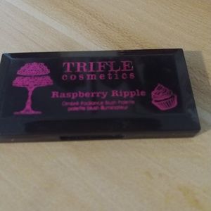 Trifle Raspberry Ripple